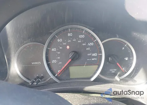 2012 Toyota Yaris z USA, uszkodzony, nr VIN JTDKTUD33CD507659